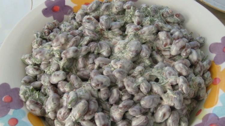 Yoğurt soslu barbunya salatası tarifi