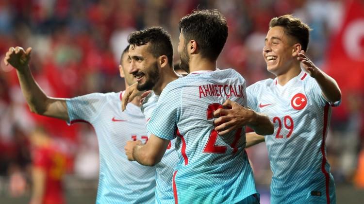 Türkiye bitti demeden bitmez