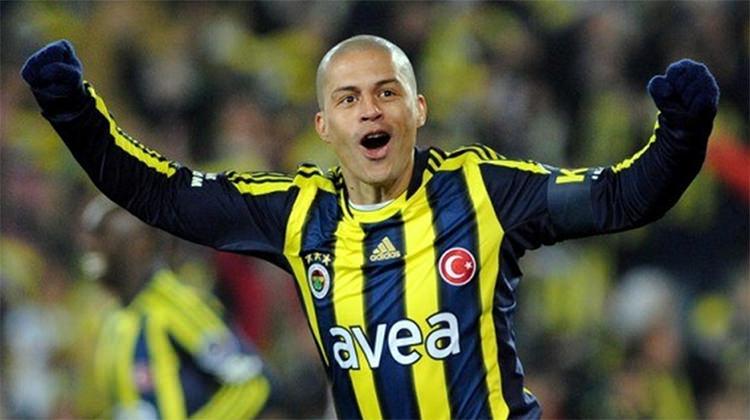 Alex Fenerbahçelileri duygulandırdı