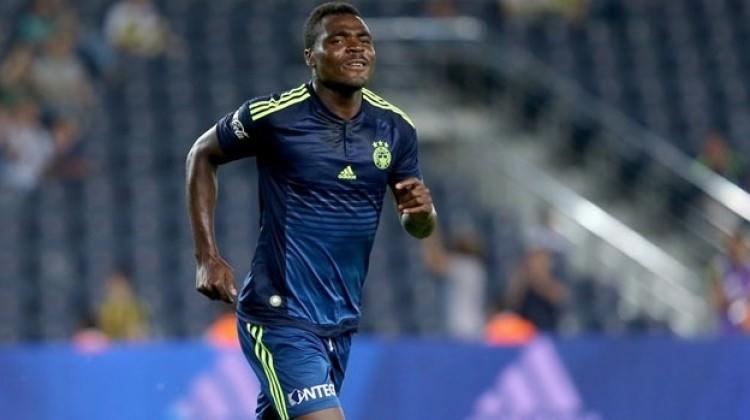 Fenerbahçe Panathinaikos'u Emenike'yle devirdi