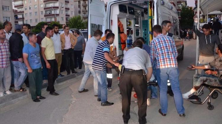 Halka ateş açıldı! Yaralılar var...