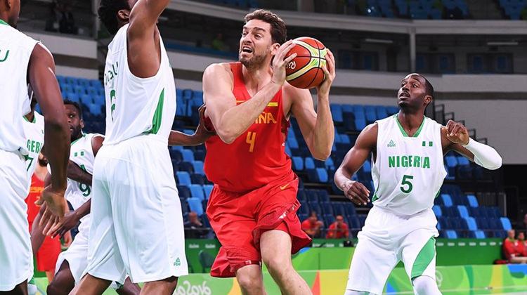 Rio'da skandal! Sporcular içerideyken patlatıldı
