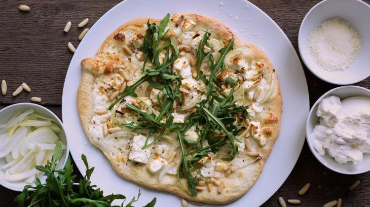 Beyaz pizza tarifi
