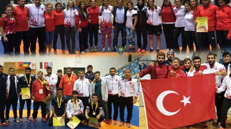 Güreşte büyük başarı!