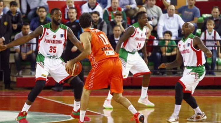 Karşıyaka Maccabi'yi dağıttı