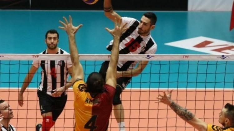 Galatasaray derbide Beşiktaş'ı yıktı