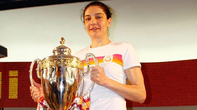 G.Saray'dan sürpriz Nevriye Yılmaz kararı!