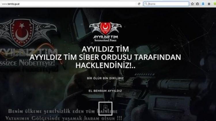 Ayyıldız Tim Avusturyalılara ezan dinletti!