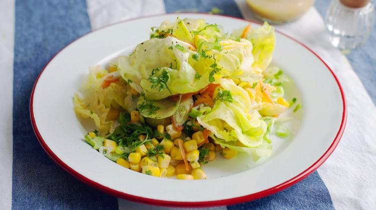 Ballı karışık salata tarifi
