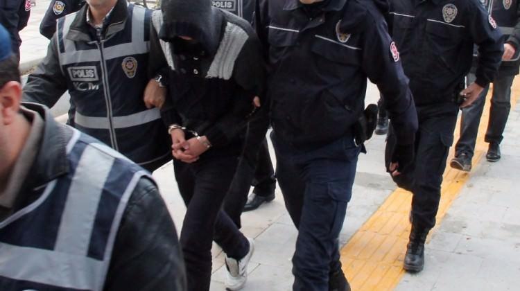 22 öğretmene FETÖ gözaltısı!