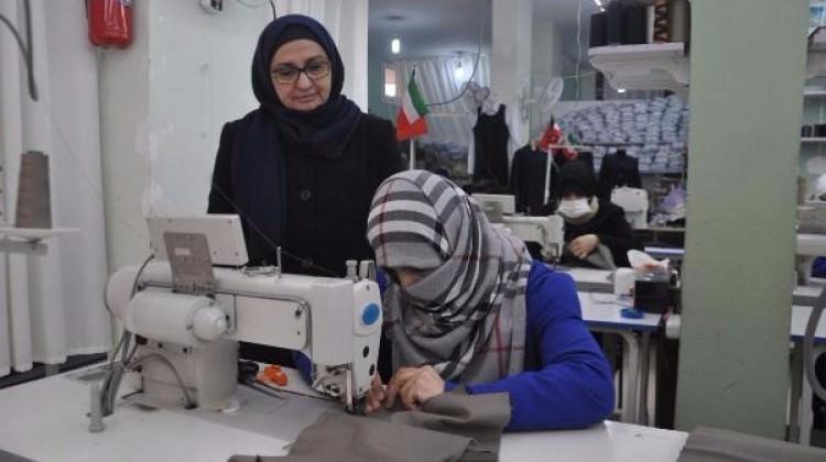 Atölye açan Suriyeli, 22 kadına istihdam sağladı