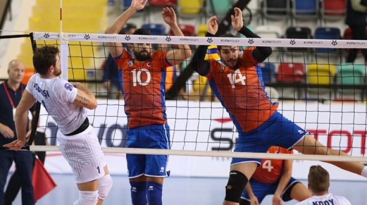 Finalin adı: Fenerbahçe - Halkbank