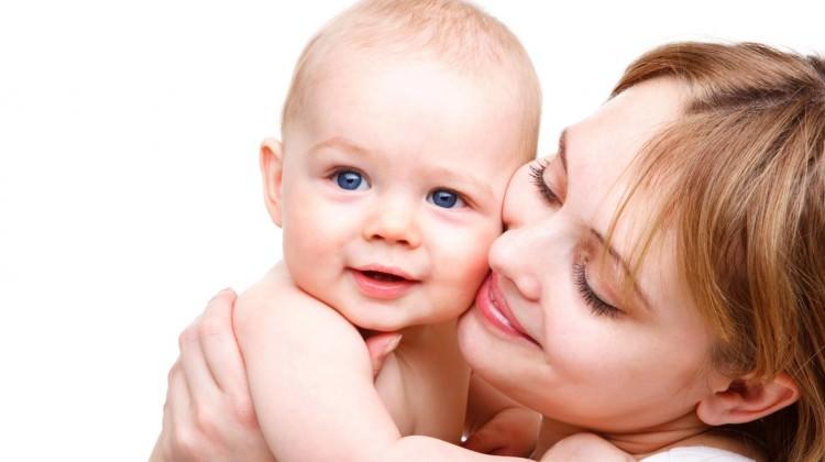 Anne ve bebeklerde ilk 1000 güne dikkat Anne ve bebeklerde ilk 1000 güne dikkat