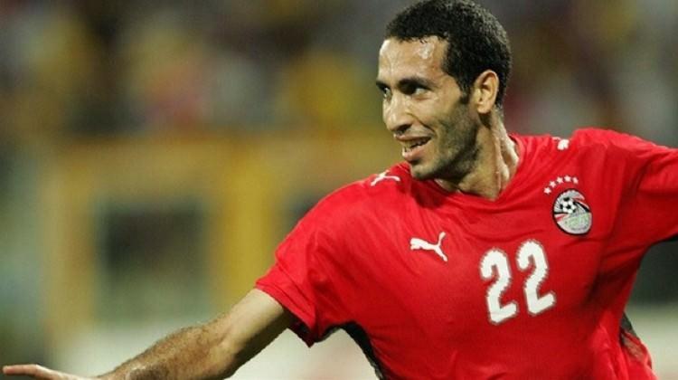 Skandal! Ünlü futbolcuyu terör listesine aldılar