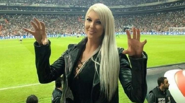 Tosic'in eşinden Van Persie'ye ağır küfür!
