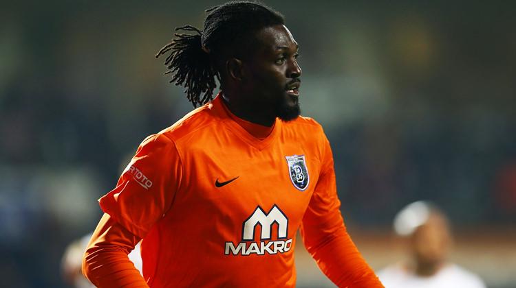 Avcı açıkladı! Adebayor'dan kötü haber