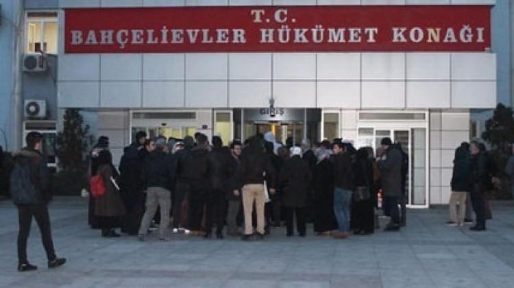 Geceden sıraya girdiler! Yoğun ilgi
