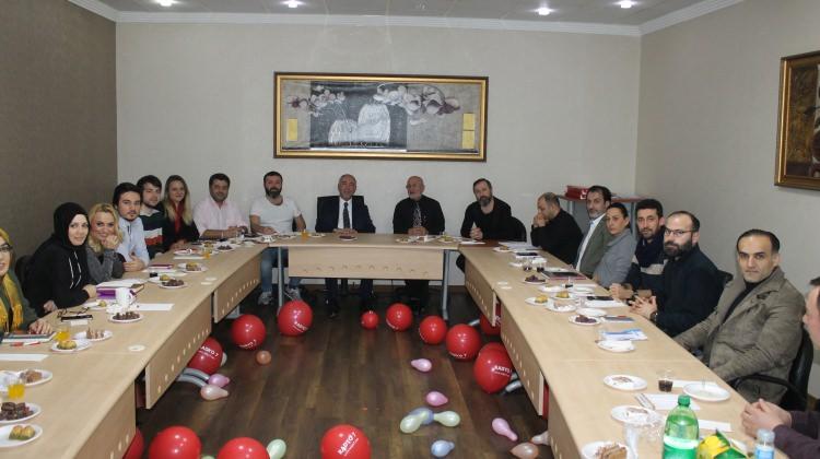 Radyo 7 zirveye koşuyor!