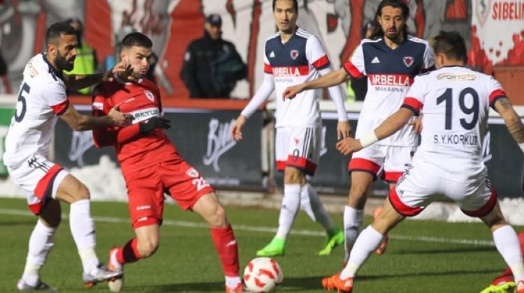 Samsun'da büyük olaylar! Saha karıştı!