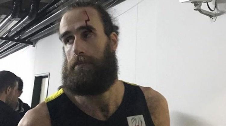 Galatasaray'a 1 maç seyircisiz oynama cezası