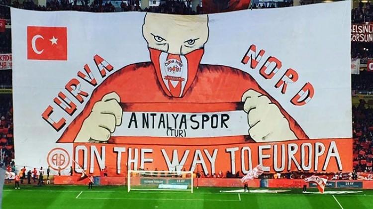 Antalyaspor'dan Avrupa koreografisi!