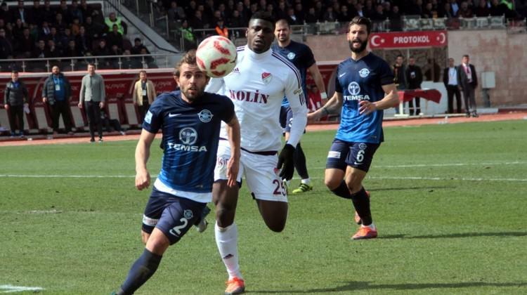 Gol düellosunu Elazığspor kazandı!