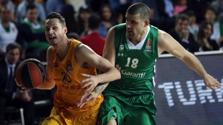 Darüşşafaka Barcelona'nın fişini çekti!