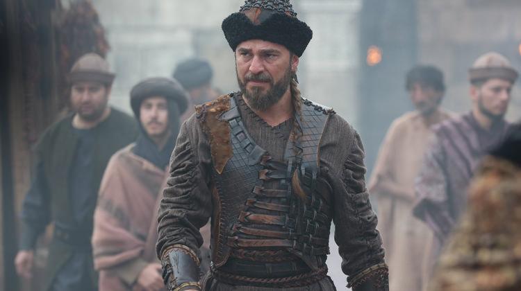 Diriliş Ertuğrul'u TRT 1'de yayınlanmadan önce o Bakan izliyor