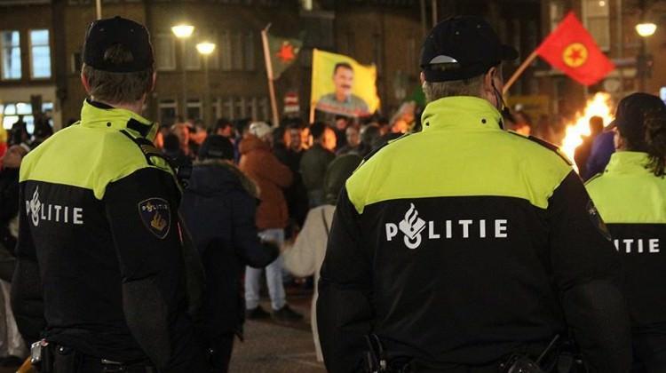 Hollanda'dan bir çirkin hareket daha!