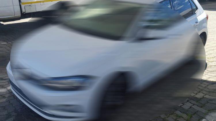 Kamuflajsız yakalandı! İşte yeni Polo