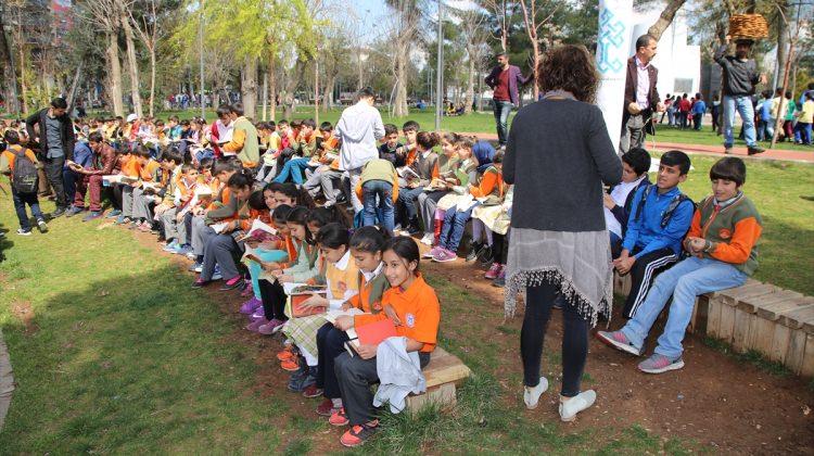 "İnsanların üçüncü mekanları kütüphaneler olacak"