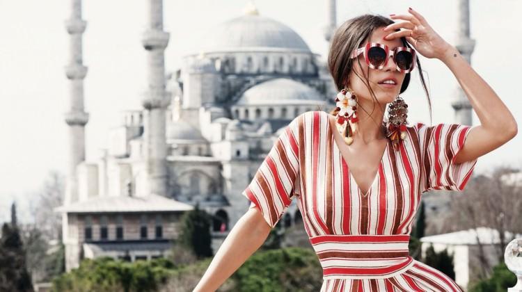 Yolanthe'nin yeni işi şaşırttı
