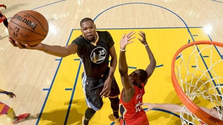 Golden State Warriors seriye bağladı!
