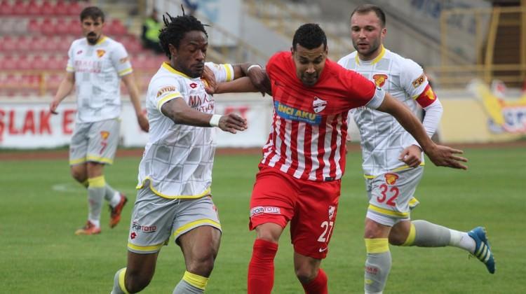 Yılmaz Vural'a 90+3 şoku!