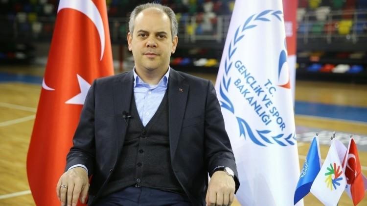 Bakan Kılıç'tan Rıza Kayaalp'e tebrik