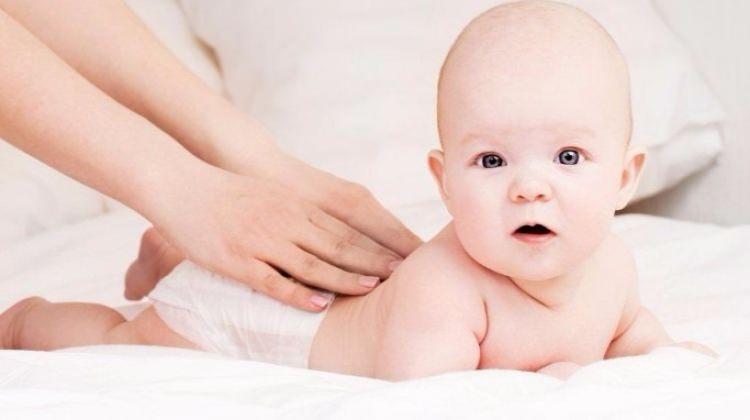 Bebek egzersizleri nasıl yaptırılır Bebek egzersizleri nasıl yaptırılır