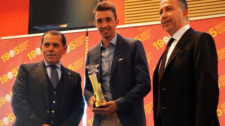 Galatasaray'da yılın futbolcusu Muslera!