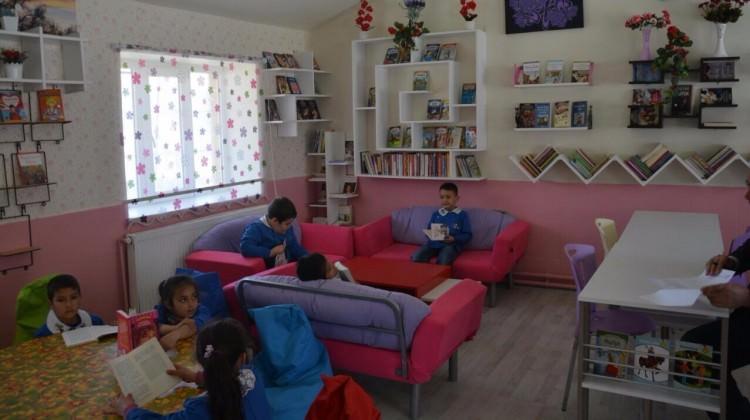 'Gerçekleşen Düşler Denizi Kütüphanesi' açıldı