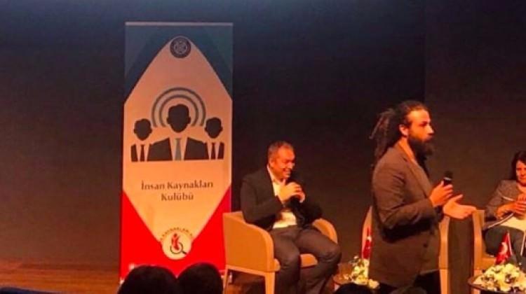 Oğuzhan Saruhan Medipol Kariyer Zirvesi'ne Katıldı