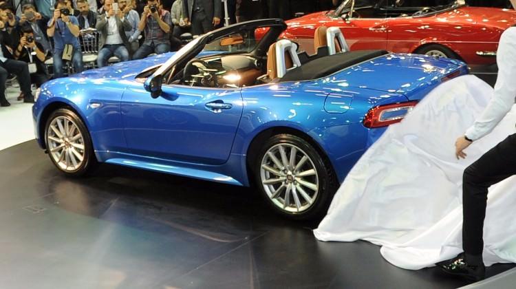 Fiat 124 Spider Türkiye'de! İşte fiyatı...
