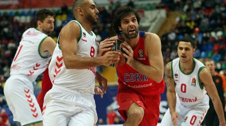 Rusya'da ilk adımı CSKA attı