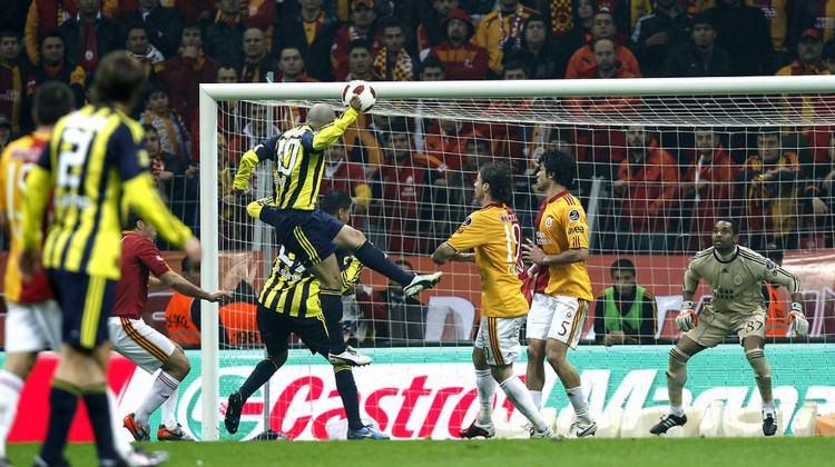 Alex’ten derbi paylaşımı: Dejavu