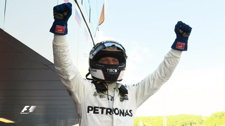 Bottas kariyerinin ilk zaferine ulaştı
