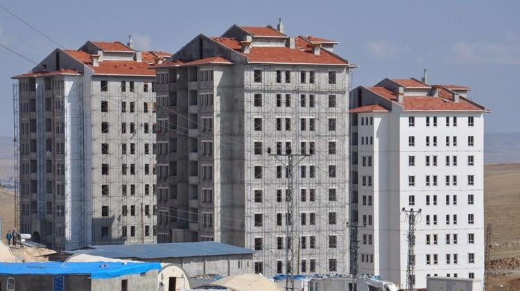 TOKİ kiracıları sevindirecek! İnşaatlar sürüyor