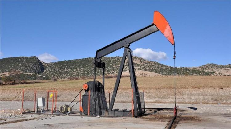 Brent petrolün varili 63,52 dolar