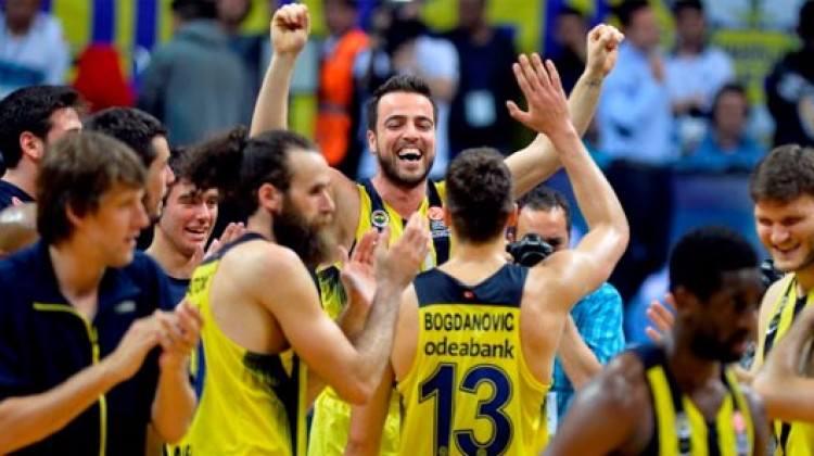 Açıklama geldi! Maçlar şifresiz yayınlanacak...
