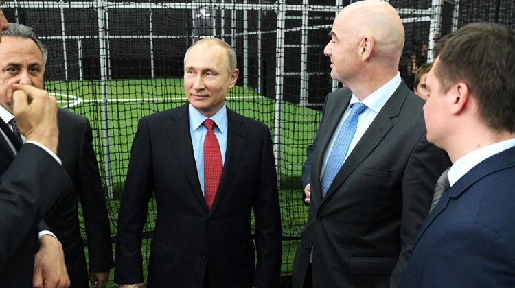 Türk eserini gören Putin hayran kaldı! 'Mükemmel'