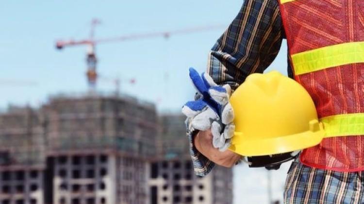İstihdam, çalışılan saat ve maaş azaldı