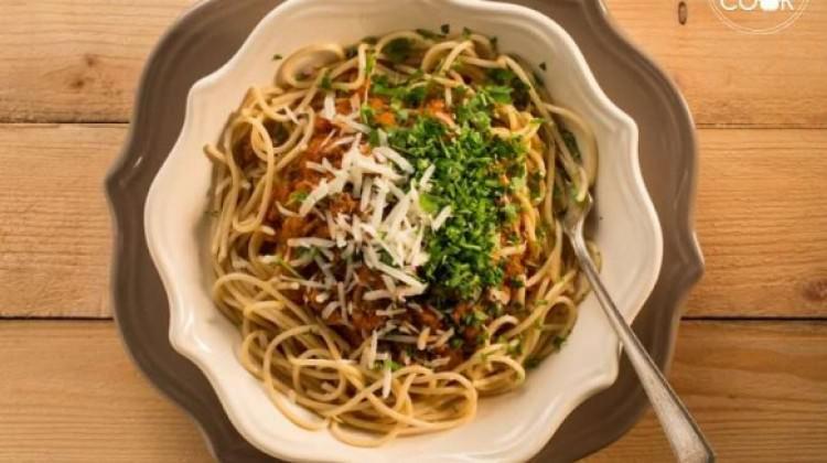 Sığır bolonez soslu spagetti tarifi