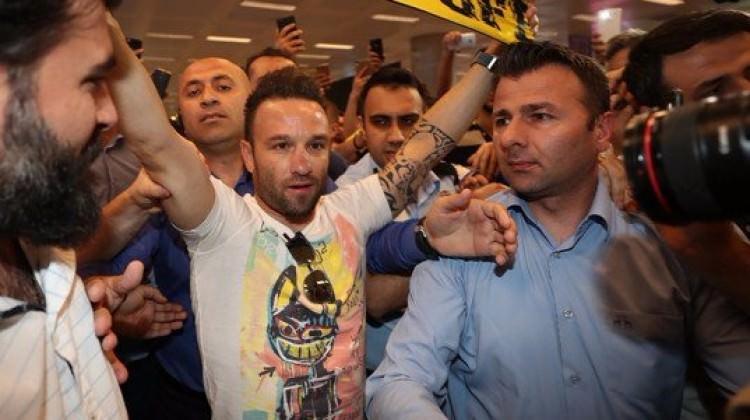 Valbuena'nın F.Bahçe'ye maliyeti resmen açıklandı